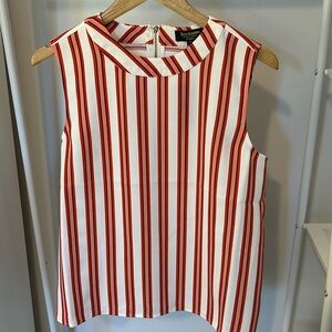 Juicy sleeveless striped top